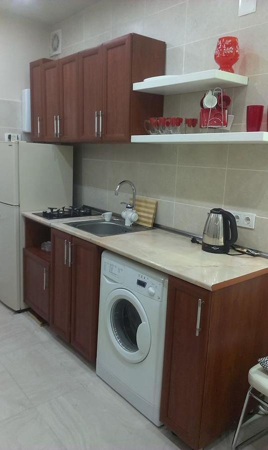 White Tiger In Center Of Tbilisi Apartment ภายนอก รูปภาพ